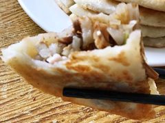 -铁东熏肉大饼铺老二马路黑牌子