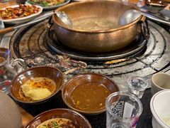 -阿山卓·野生菌火锅·纳西火塘烤肉