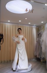 -台湾蔡美月婚纱租赁