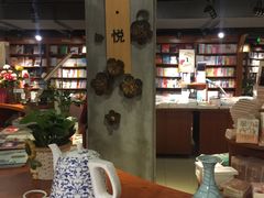-新华书店(印象城店)
