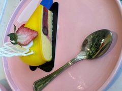 -水桶王国主题餐厅·聚会·生日派对·亲子活动·家庭套餐(亚龙湾希尔顿店)