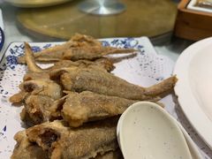 干炸小黄鱼-京氣春饼(机场店)