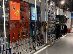 -YONEX苗江运动城(源深店)