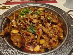 -何师傅美蛙鱼头(汉街店)