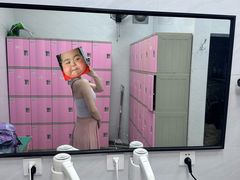 -极动室内恒温游泳馆
