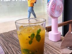 冰百香果绿茶-漫咖啡(银泰创意城店)