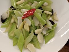 -顺风汤馆·广府粤菜(江宸天街店)