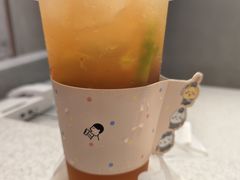 -喜茶(北京华贸购物中心店)