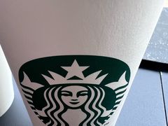 -星巴克臻选(盐城金鹰聚龙湖店)