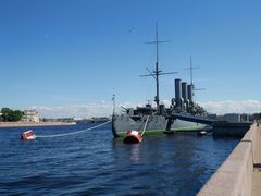 -阿芙乐尔号巡洋舰