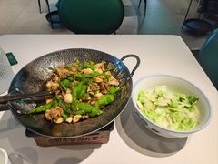 -费大厨辣椒炒肉(黄兴中心广场店)