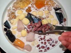 -RUXU入续糖水铺与包(卓悦中心店)