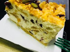 坚果燕麦酸奶风味蛋糕-星巴克(福州长乐长山湖分店)