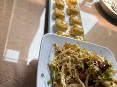 -东口码头·烧鸽子·鱼头泡饼·地方菜(金鹰悦城店)