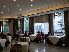 -怡园饭店-餐厅(四望亭店)