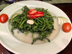 大蒜炒空心菜-Lam Vien Restaurant