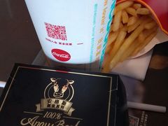 安格斯黑金芝士厚牛堡套餐。-麦当劳(曲阳店)