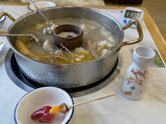 -朴小妹人参鸡汤火锅(长白山万达店)