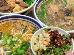 -云阿蛮云南生烫牛肉米线(奉贤路店)