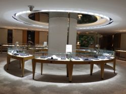 北京七彩云南翡翠珠宝旗舰店（月坛店）-北京七彩云南翡翠珠宝旗舰店(月坛店)