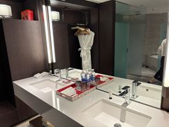 -上海外滩茂悦大酒店