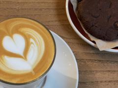 拿铁-VOYAGE COFFEE 咖啡烘焙工坊店(798艺术区店)