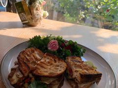 超级牛肉帕尼尼-O'mills Sourdough Bakery&Bistro(永嘉路店)