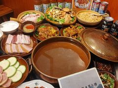 -阿山卓·野生菌火锅·纳西火塘烤肉