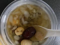 红枣桂圆炖雪蛤-特式糖水铺甜品