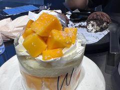 -W COLLECTIVE  DESSERT SHOP