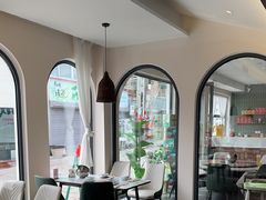 -何适山庄·团餐住宿(水长城P2停车场店)