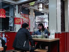 大堂-门框胡同百年卤煮(新街口店)