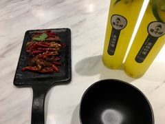 金桔柠檬-蒙小妹骨汤饭.米线(新光路店)