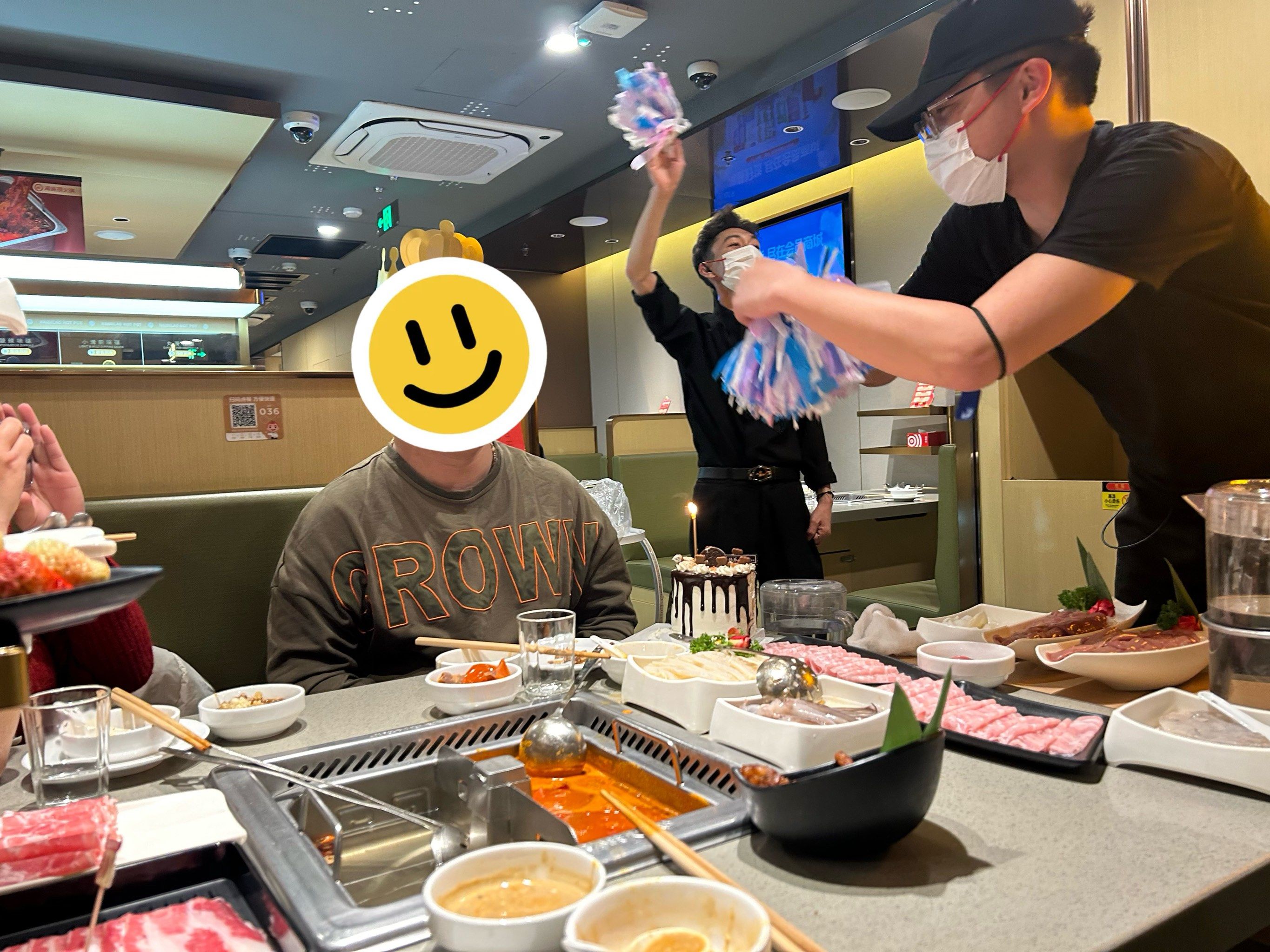 「海底捞火锅(漳州天虹店)」#小哥哥好热