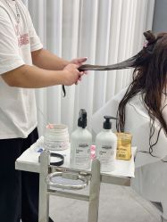 -PE SALON