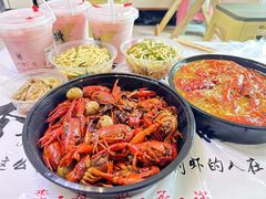 -李双猪·小龙虾·烧烤·羊肉煲(乐山店)