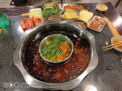 -邓莽子老火锅(中兴路总店)