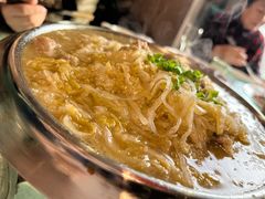 酸菜白肉血肠锅-李连贵熏肉大饼(兴工街店)