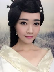 -盘子女人坊生日照·摄影馆(华强店)
