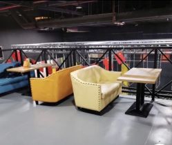 -蹦贝运动中心·蹦床·攀岩·闯关(龙岗店)