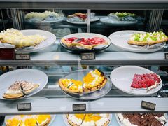 -Pie Bird(新闸路店)