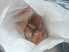 巴黎贝甜(百联金山店)-巴黎贝甜(卫清西路店)