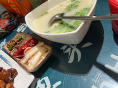 -南京金牛湖巨碗鱼头