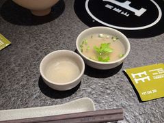 -三出山火锅(南京万象天地店)