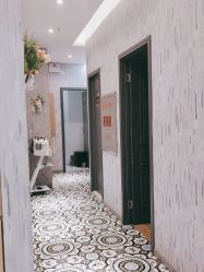 -PE SALON 
