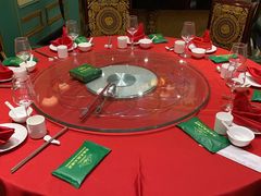 -王朝大酒店徐汇店-地面停车场