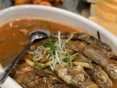 杂拌鱼-小船渔村•大连菜•大连焖鱼(黄河路店)