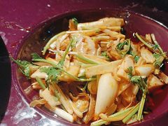 -临界音乐酒馆·小龙虾·江湖菜(华熙LIVE·鱼洞店)