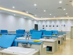 -蓝旗亲子游泳(范湖万达广场店)