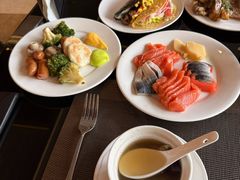 自助餐-大中华希尔顿酒店-念自助餐·嗨啤·小龙虾